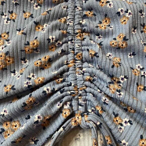Altar'd State Blue Floral Ribbed Cropped Top - Small - Picture 3 of 7